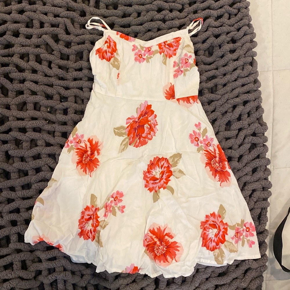 White flower dress